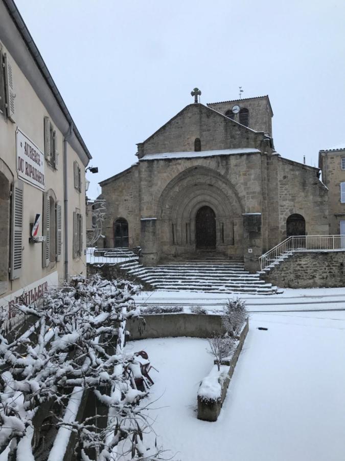 Auberge Du Ripailleur Dore-lʼÉglise Extérieur photo